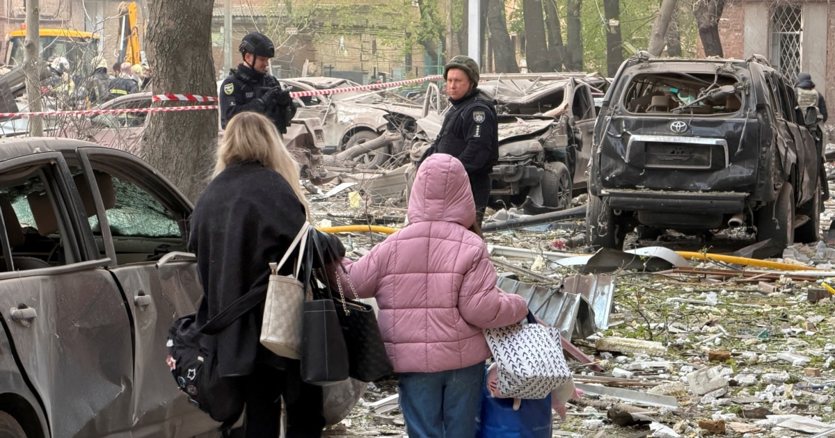 У Дніпрі через удар РФ загинули щонайменше четверо людей – …