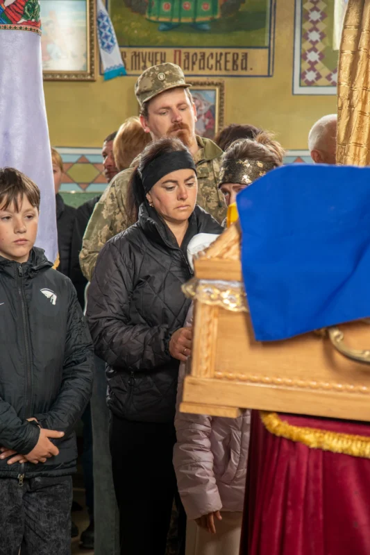 У Доброгостові попрощалися з полеглим воїном