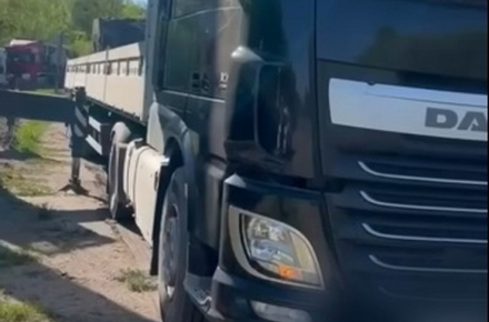 У Житомирській області зупинили вантажівку, яка була перевантажена: порушники сплатять …