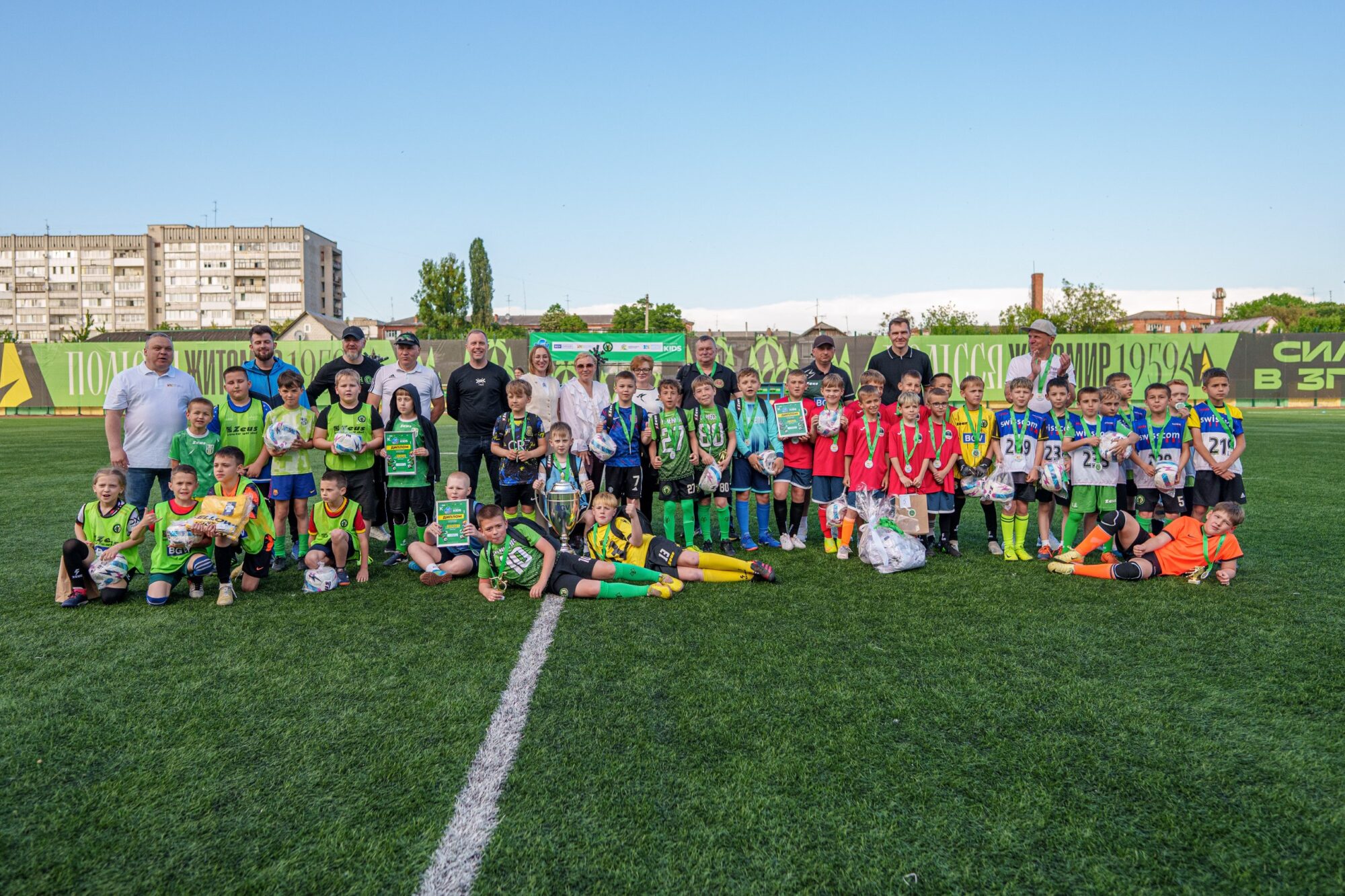 У Житомирі визначилися переможці шкільної ліги з футболу «BGV KIDS»: …