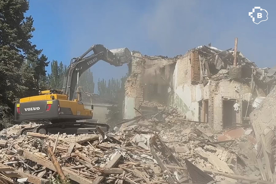 У Запоріжжі демонтували шість багатоповерхівок, зруйнованих обстрілами