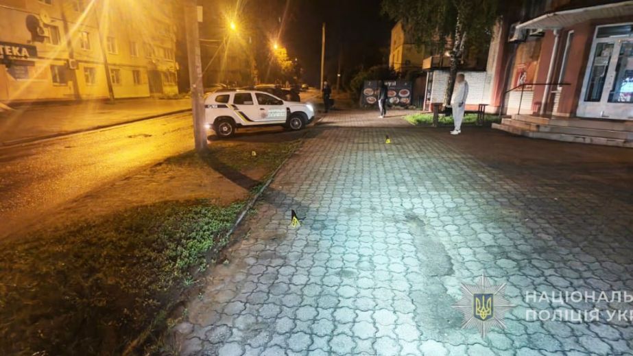 Молодик відкрив стрілянину після сварки у Запоріжжі