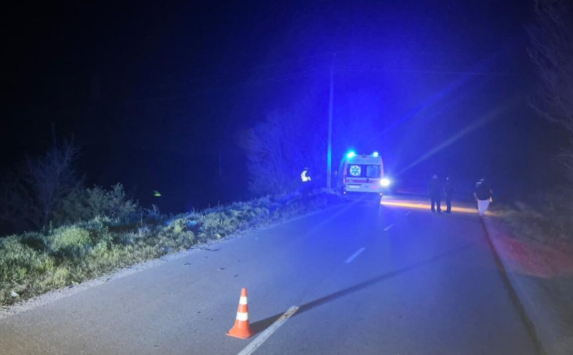У Запорізькому районі між двома селами неповнолітній мотоцикліст збив пішохода: …