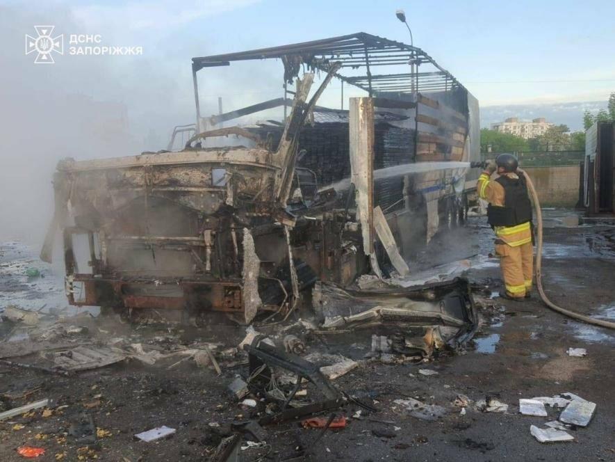 У Запорізькій області через ворожі атаки горів дачний будинок і …
