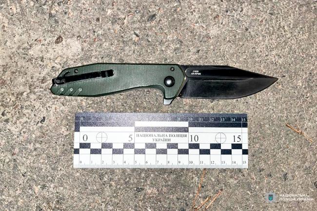 У Здолбунові судили чоловіка, який з ножем намагався викрасти авто