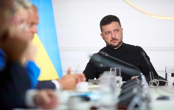 У Зеленського відповіли на запрошення до Москви