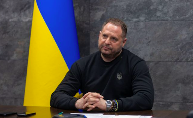У Зеленського зробили першу заяву про підозру Єрмака