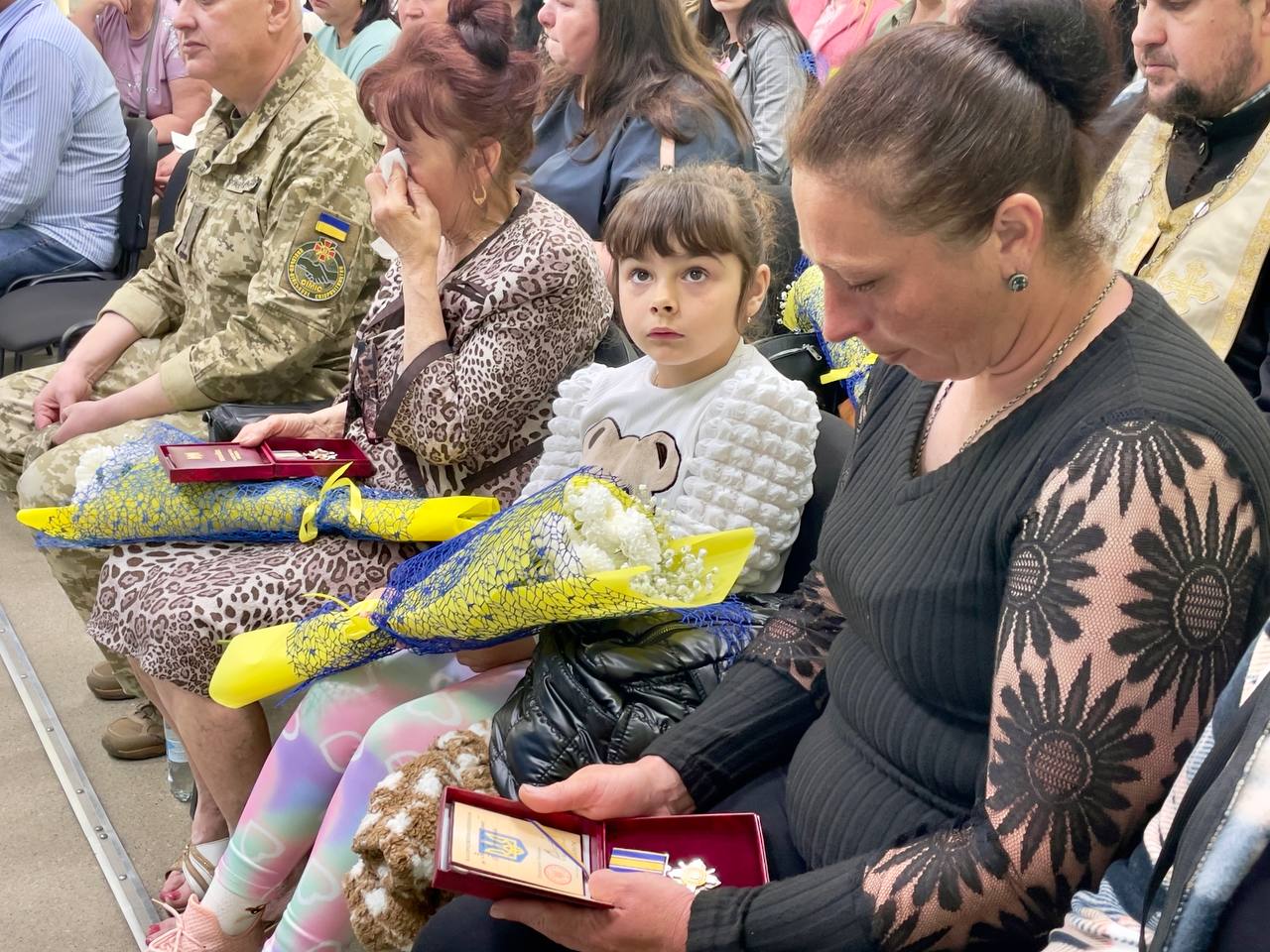 У Золотоніському районі родинам полеглих воїнів вручили державні нагороди