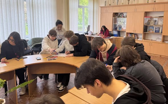 У Калуському ліцеї №2 провели великий безпековий інтенсив для учнів