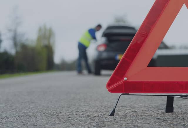 У Калуші автолюбитель зіткнувся з припаркованою машиною і втік із …