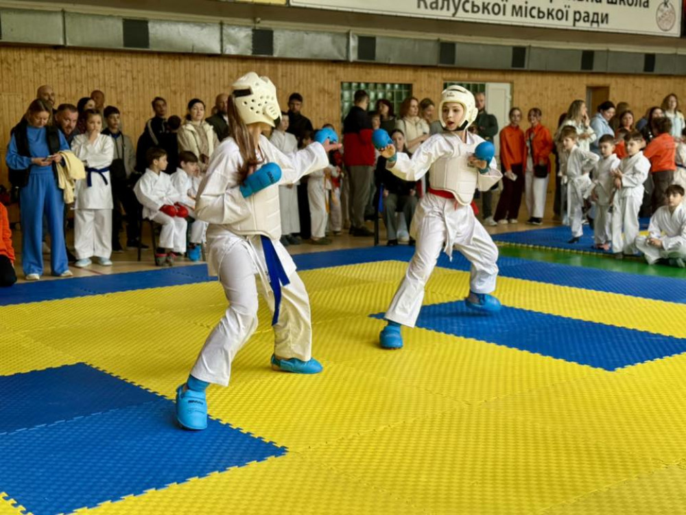 У Калуші змагаються юні каратисти з Прикарпаття та інших міст …