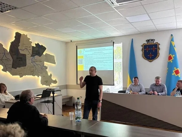 У Кам’янка-Бузькій громаді обговорили підтримку ветеранів