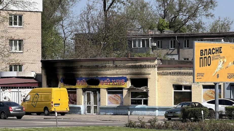 У Кам’янському майже повністю знищилася від вогню відома пекарня