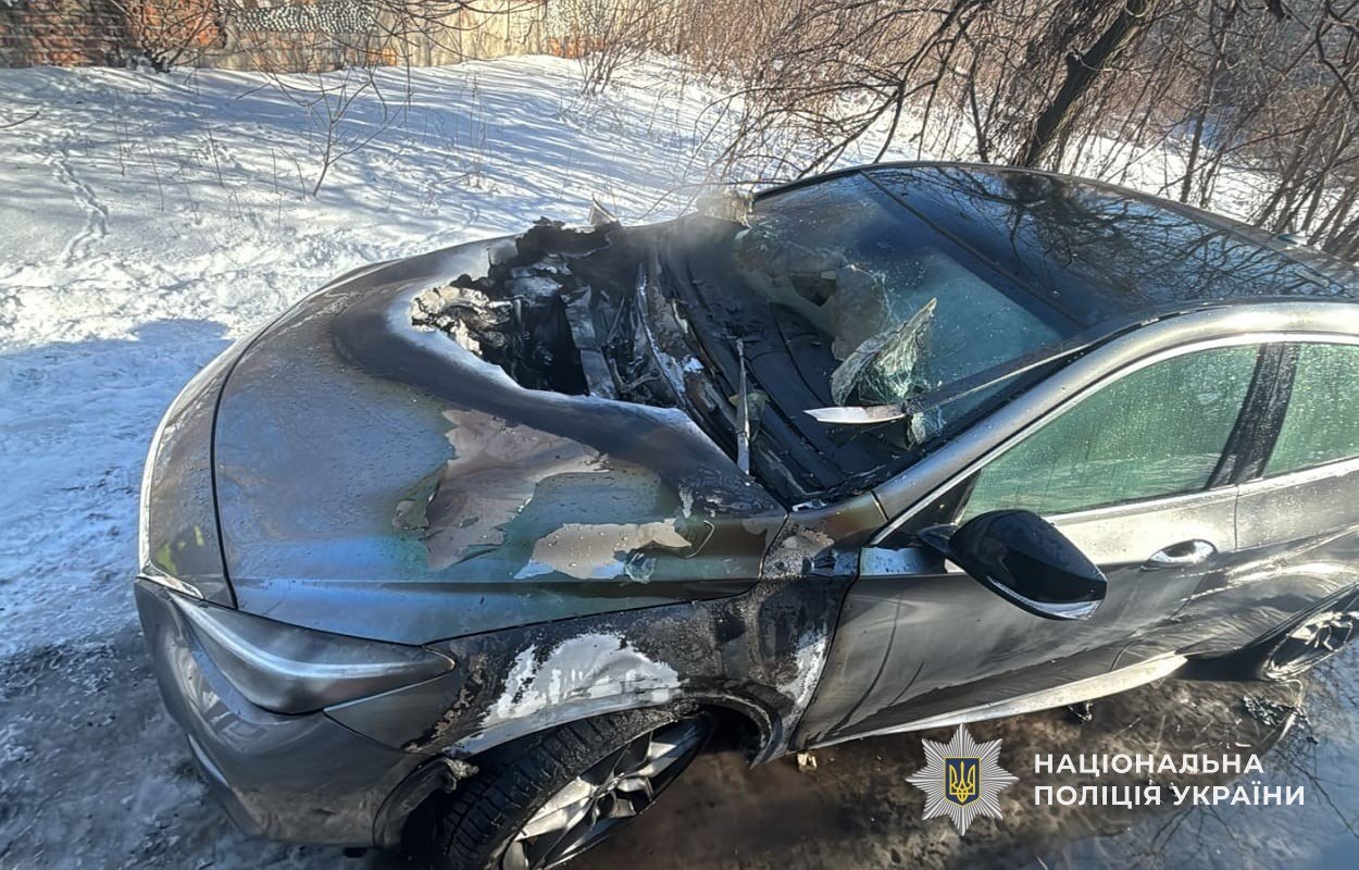 У Кам’янському розглядатимуть справу підлітка, що підпалив Infiniti