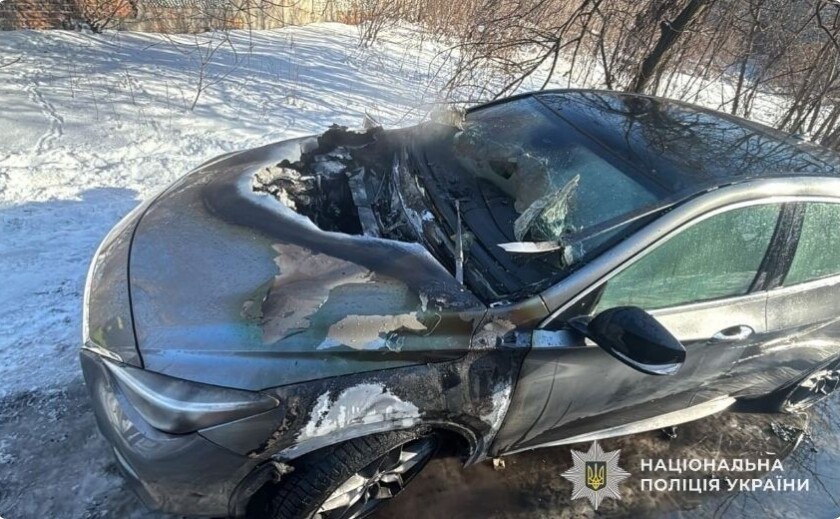 У Кам’янському судитимуть підлітка за підпал автомобіля