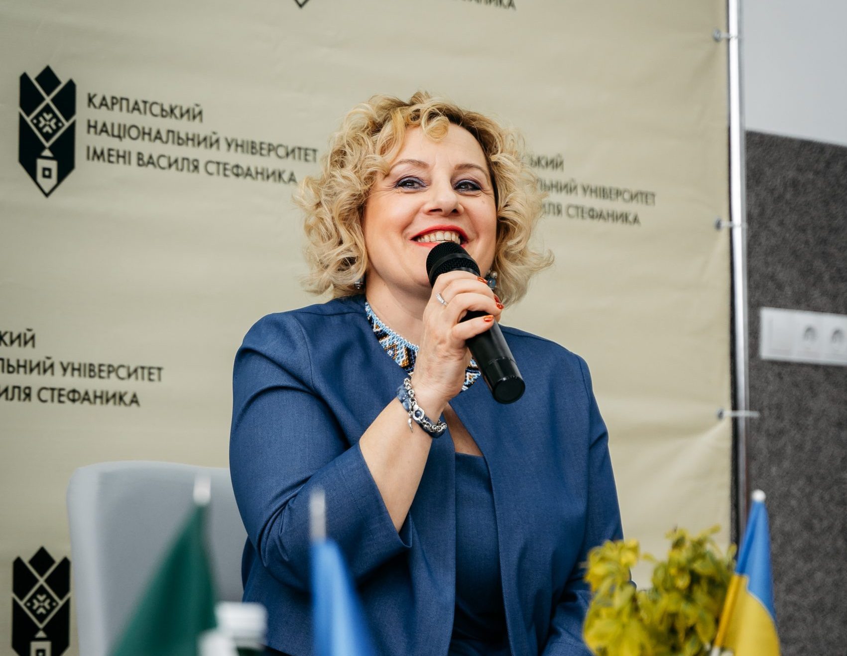 У Карпатському національному університеті відбулася натхненна зустріч з Лесею Королик
