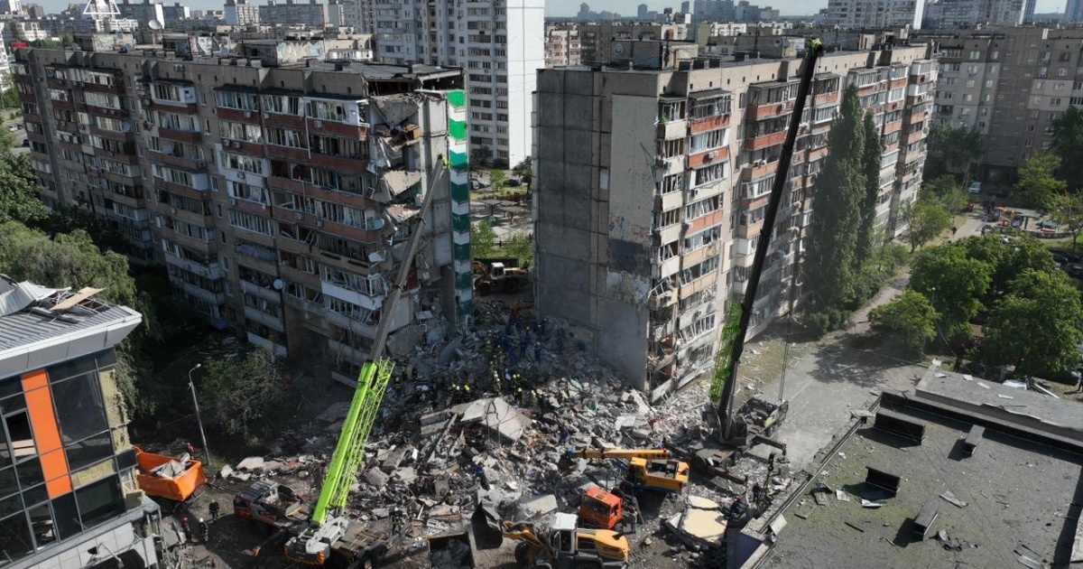 У Києві вже двоє загиблих і 40 постраждалих від нічної …