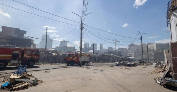 У Києві вже 78 постраждалих, десятки будинків пошкоджені або зруйновані