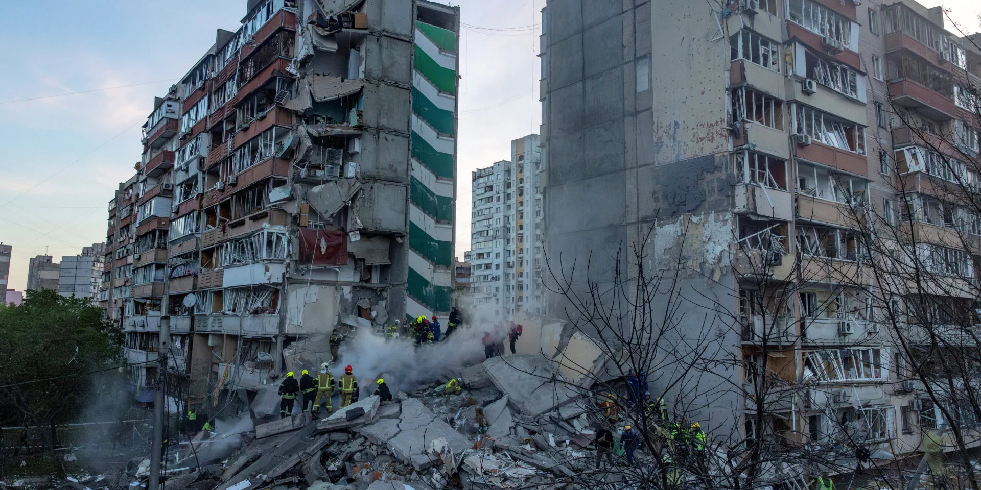 У Києві в житловий будинок, ймовірно, потрапила російська ракета Х-101