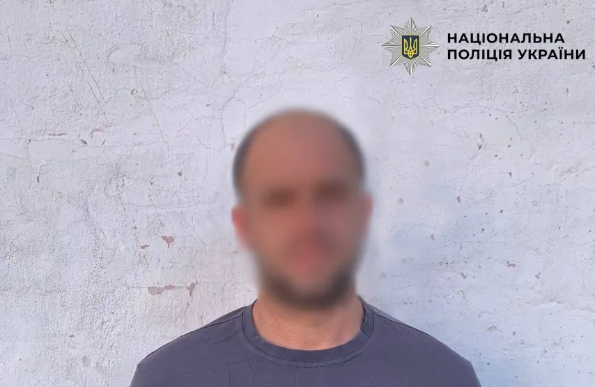 У Києві затримали мародера, який обкрадав квартири після атаки рф