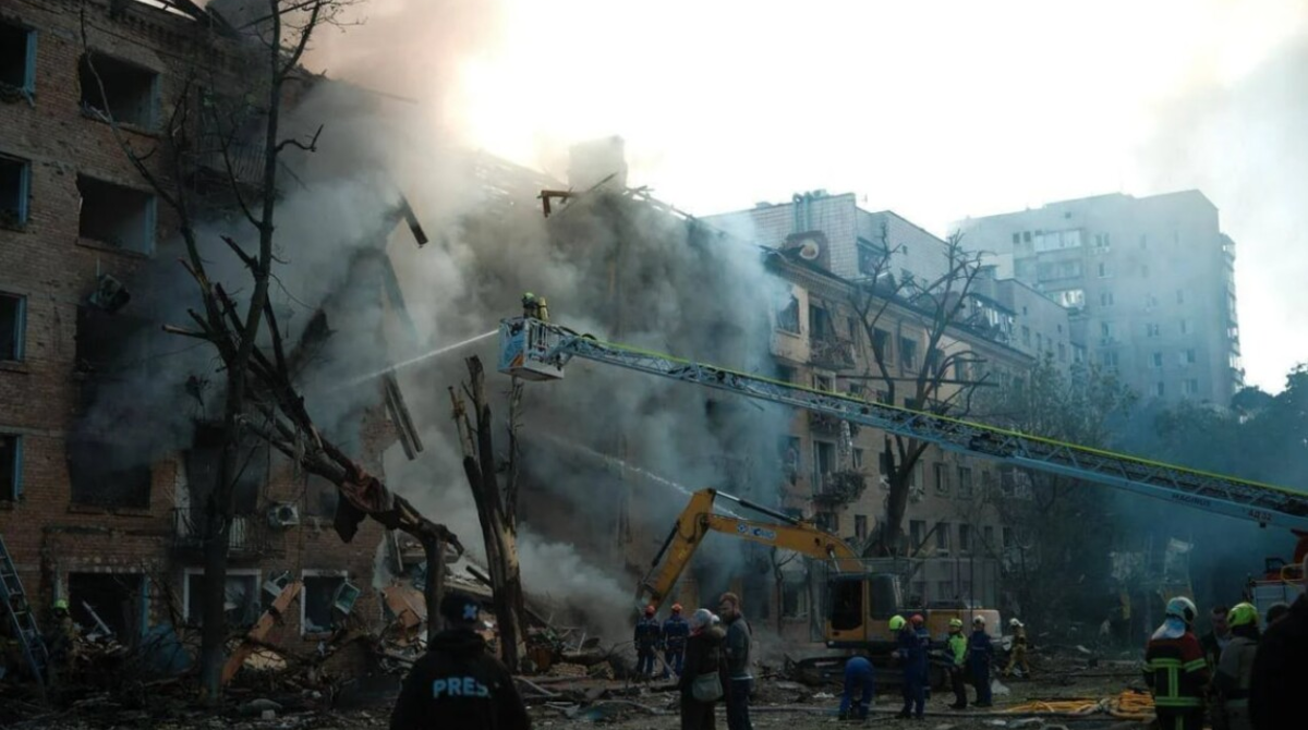 У Києві зросла кількість жертв внаслідок масованої атаки рф 24 …