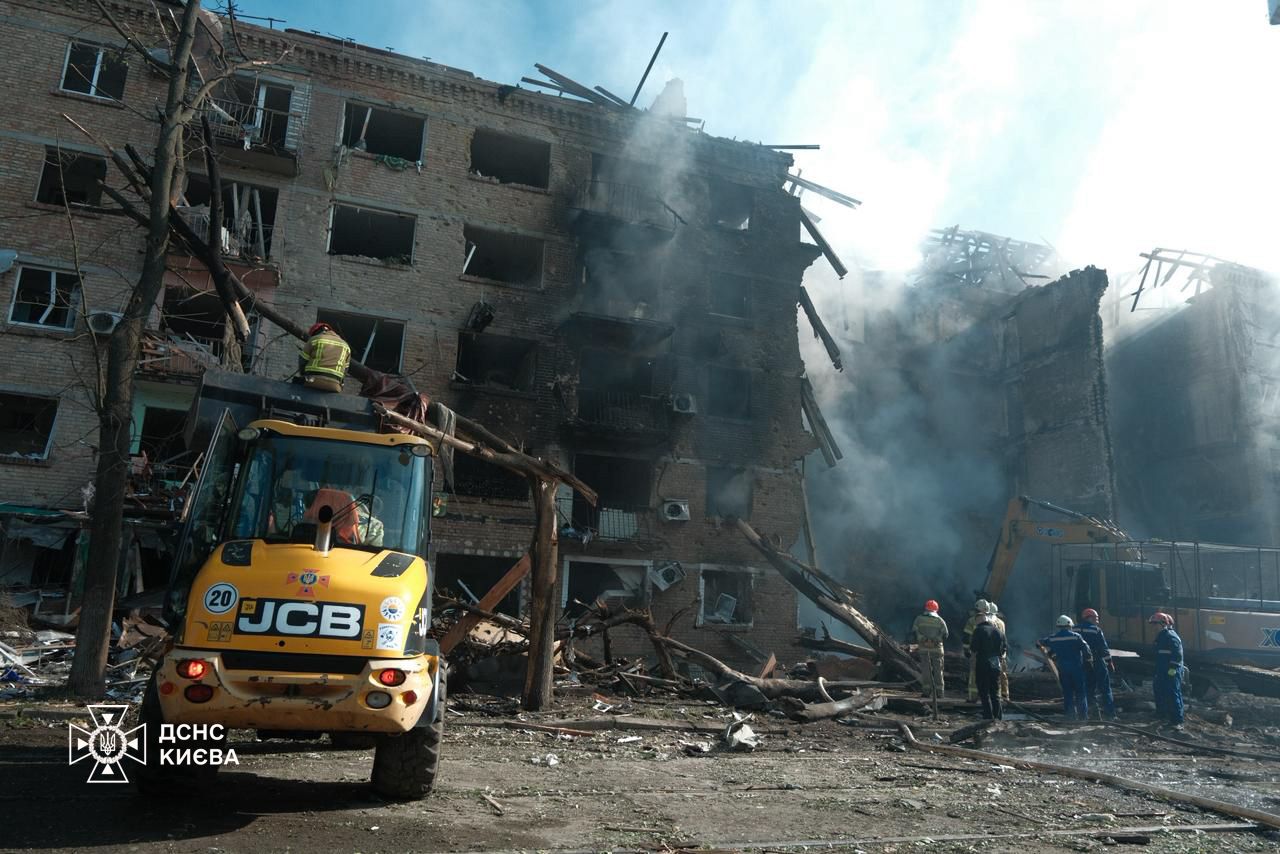 У Києві зросла кількість постраждалих унаслідок масованого російського обстрілу