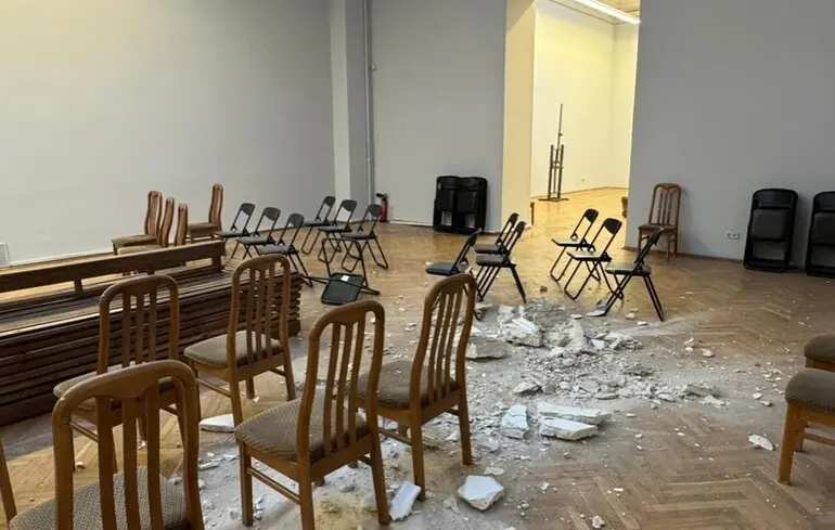 У Києві пошкоджено Національний художній музей України: його зачинили на …