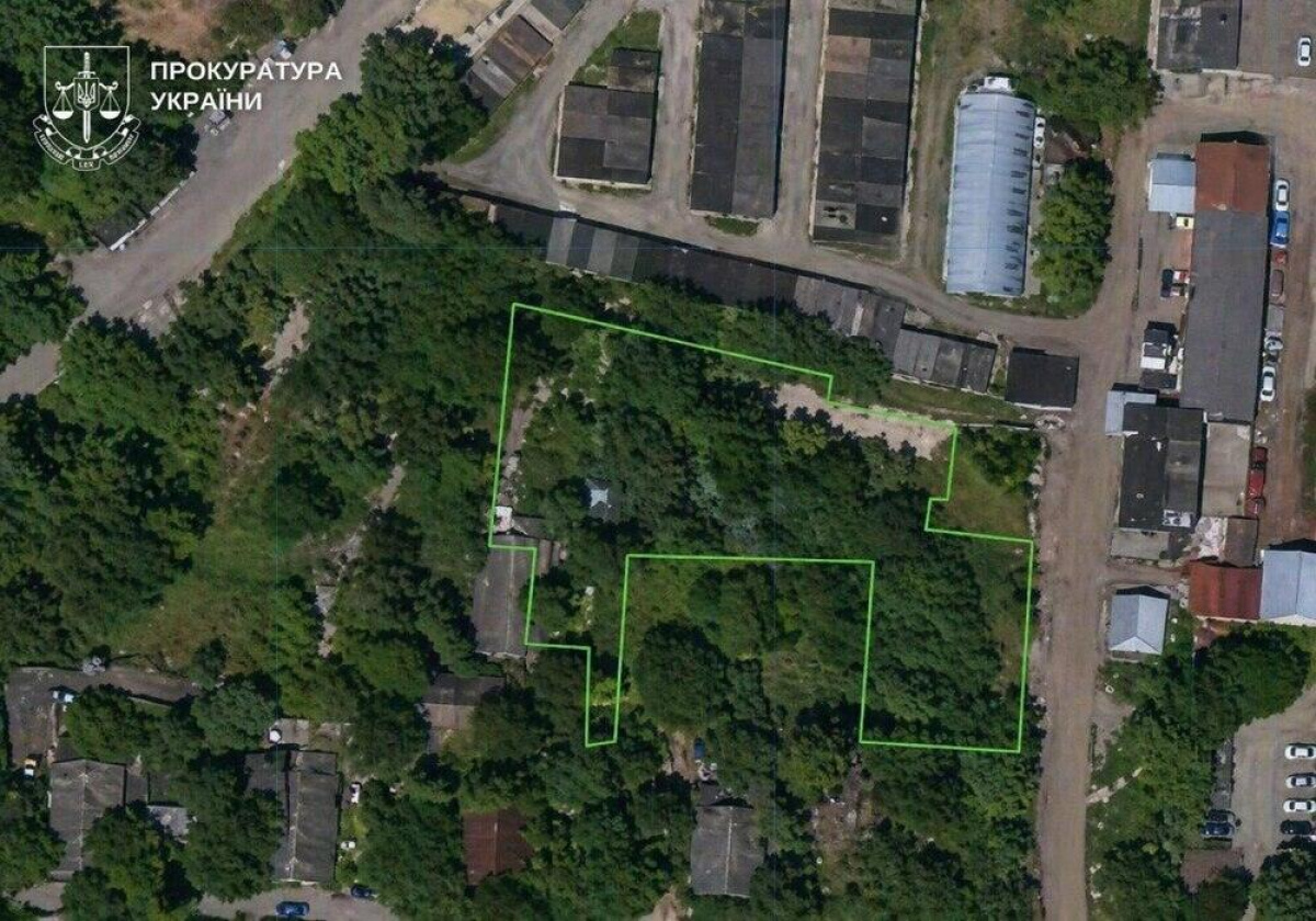 У Києві прокуратура через суд анулює реєстрацію «будинку-примари»