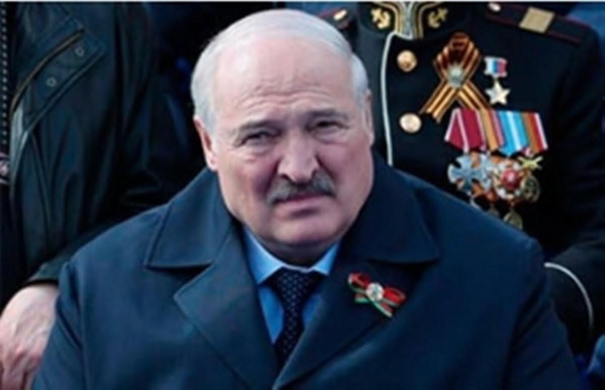 У Києві під час саміту Володимир Зеленський потролив білоруського диктатора …