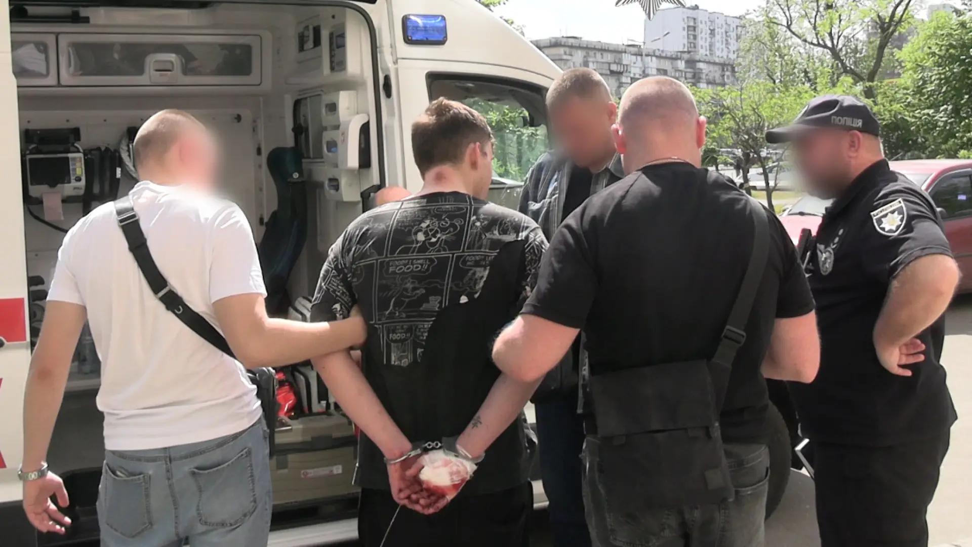 У Києві розбився чоловік: у замаху на вбивство підозрюють росіянина