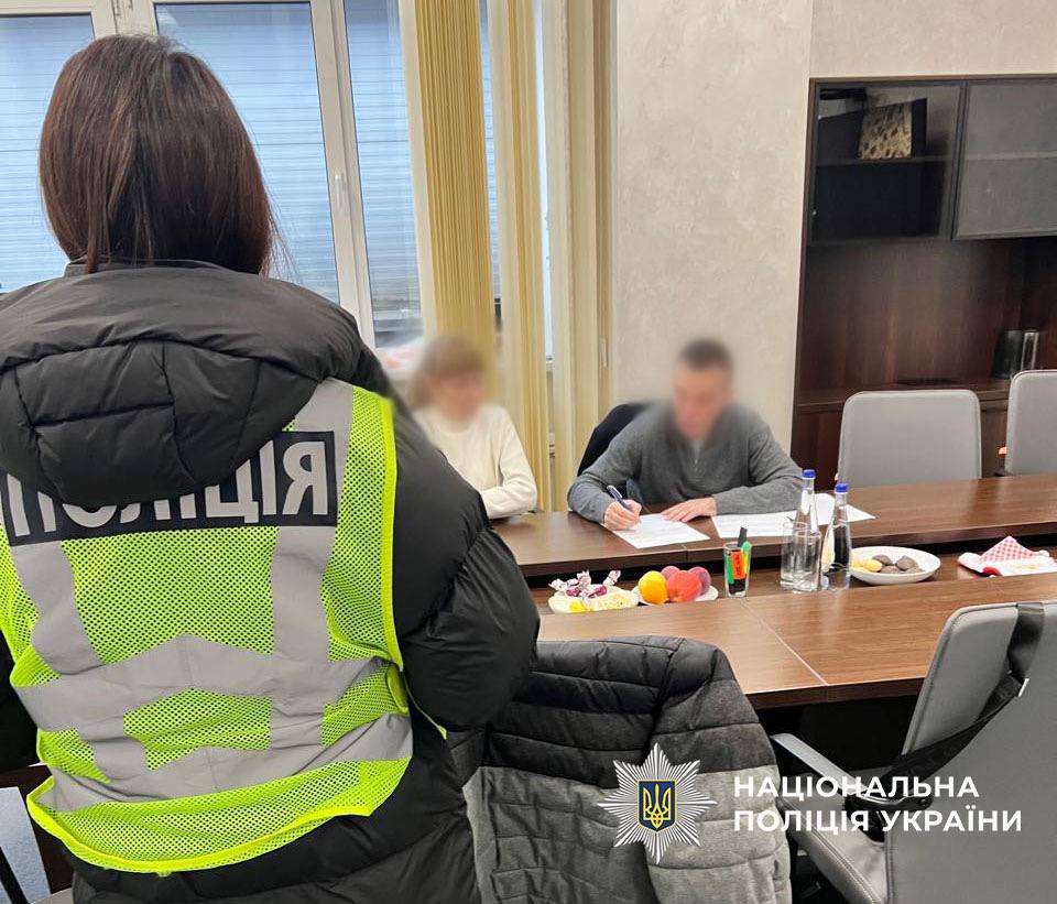 Мільйони на вітер: експосадовця КМДА судитимуть за парковку-привид на Хрещатику …