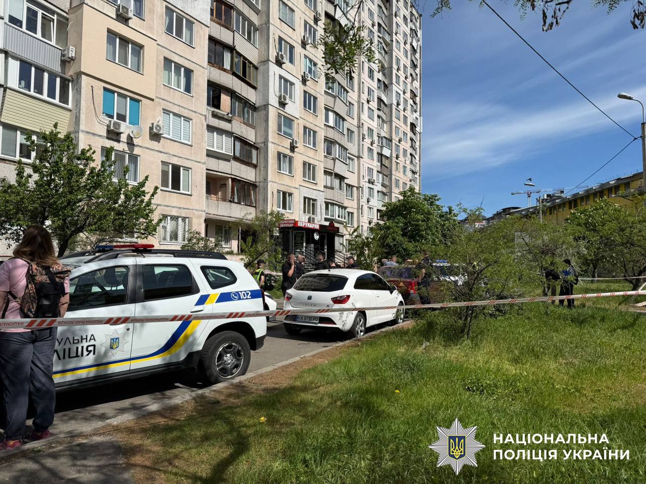 У Києві чоловік випав з вікна одинадцятого поверху