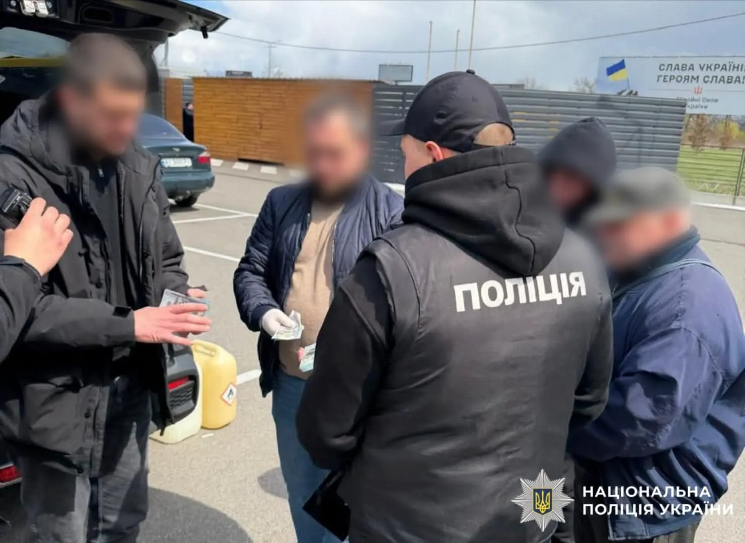 У Київській області працівник державного підприємства підозрюється у незаконній схемі …
