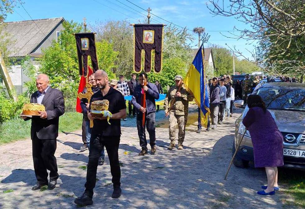 У Колківській громаді попрощалися із загиблим Захисником