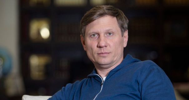 У Конча-Заспі внаслідок обстрілу згорів будинок депутата-втікача Шахова