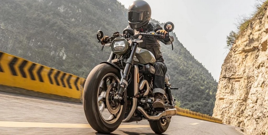 У Кореї випустили недорогу альтернативу Harley-Davidson (ФОТО)