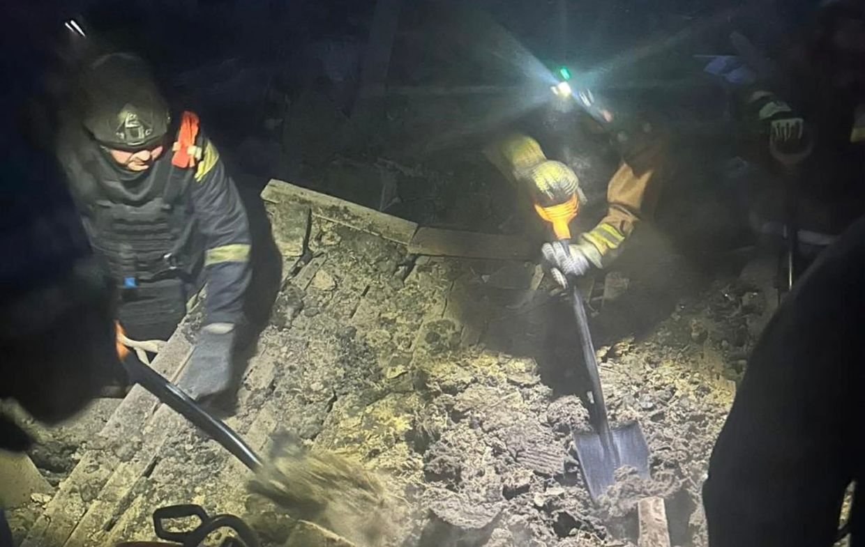 У Краматорську рятувальники вилучили тіло чоловіка з-під завалів зруйнованого будинку