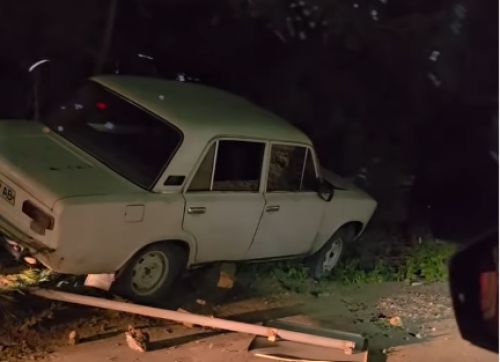 У Кременці феєрично припаркувавався водій "Жигуля" (відео)