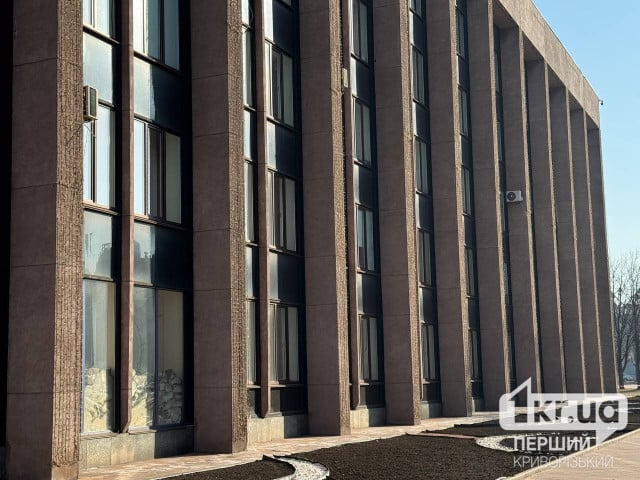 У Кривому Розі, ймовірно, замінували будівлю місьвиконкому