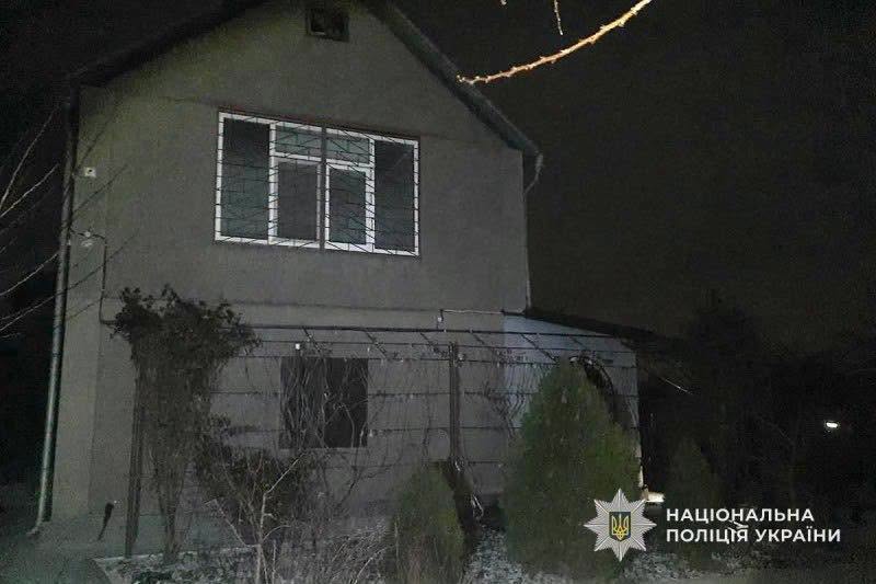 У Кривому Розі поліцейські повідомили чоловіку про підозру у підпалі …