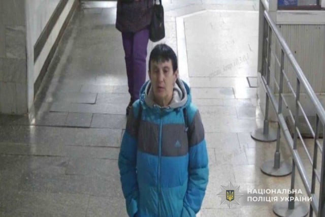 У Кривому Розі розшукують жінку, підозрювану у крадіжках