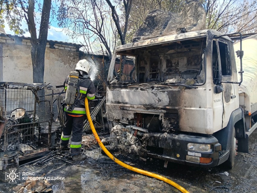 У Кропивницькому районі горіла вантажівка