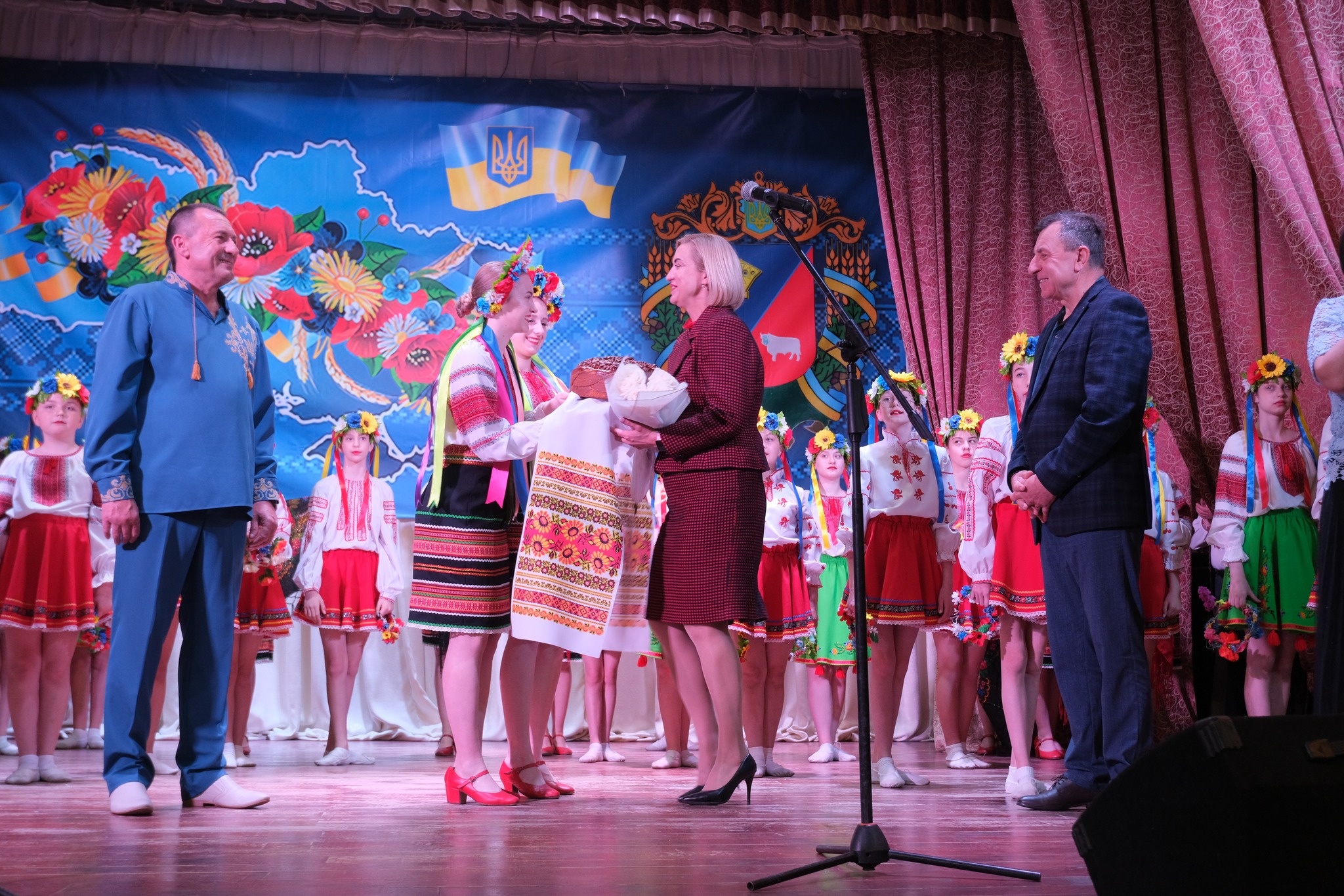 У Липовецькій громаді відбулася атестація кращих мистецьких колективів