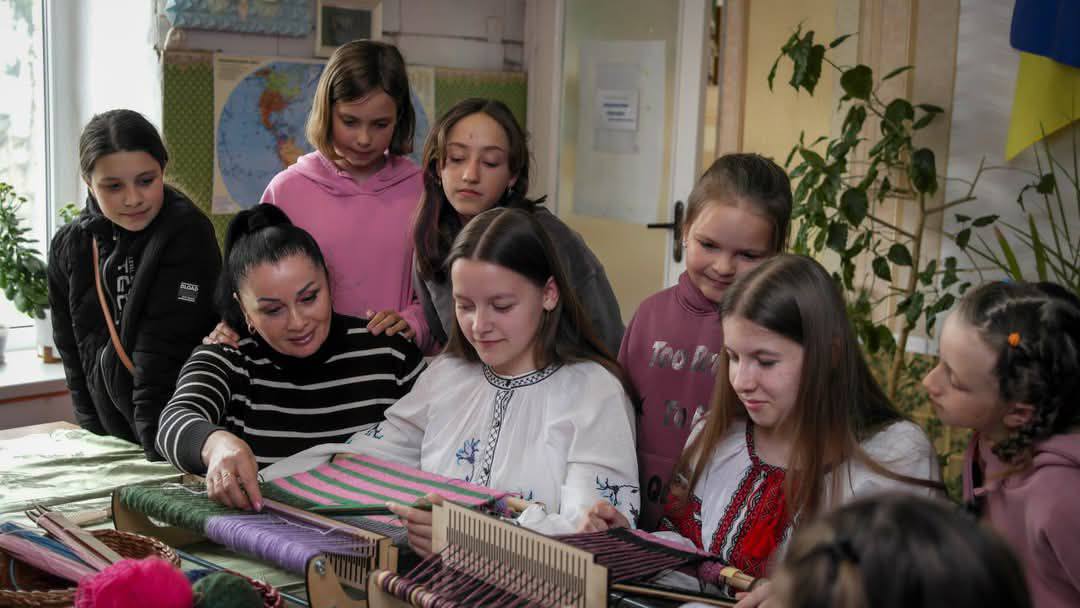 У Липовецькій громаді педагогиня відродила традиційне ткацтво завдяки гранту «Ми …