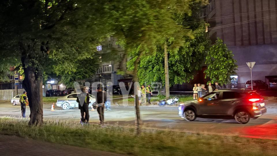 У Луцьку сталася ДТП за участю авто та мотоцикліста: водія …
