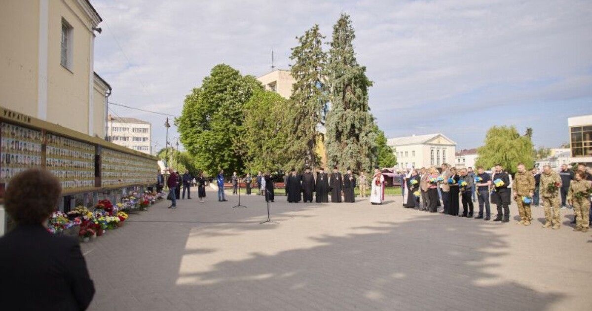 У Луцьку молитовно вшанували земляків, загиблих під Волновахою