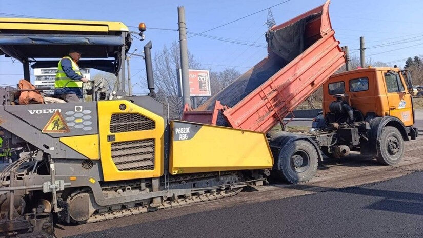 У Львові латають ями на понад 70 вулицях міста