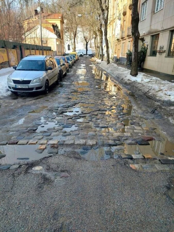 У Львові на місяць перекриють ще одну вулицю