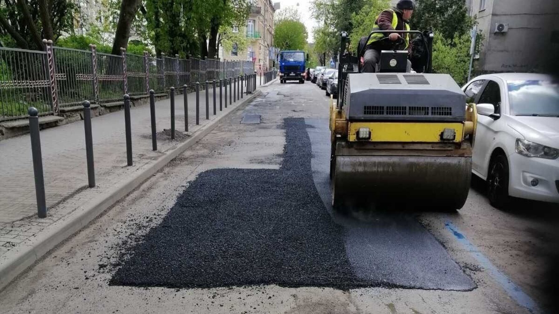 У Львові попереджають про можливі ускладнення проїзду через ремонт доріг: …