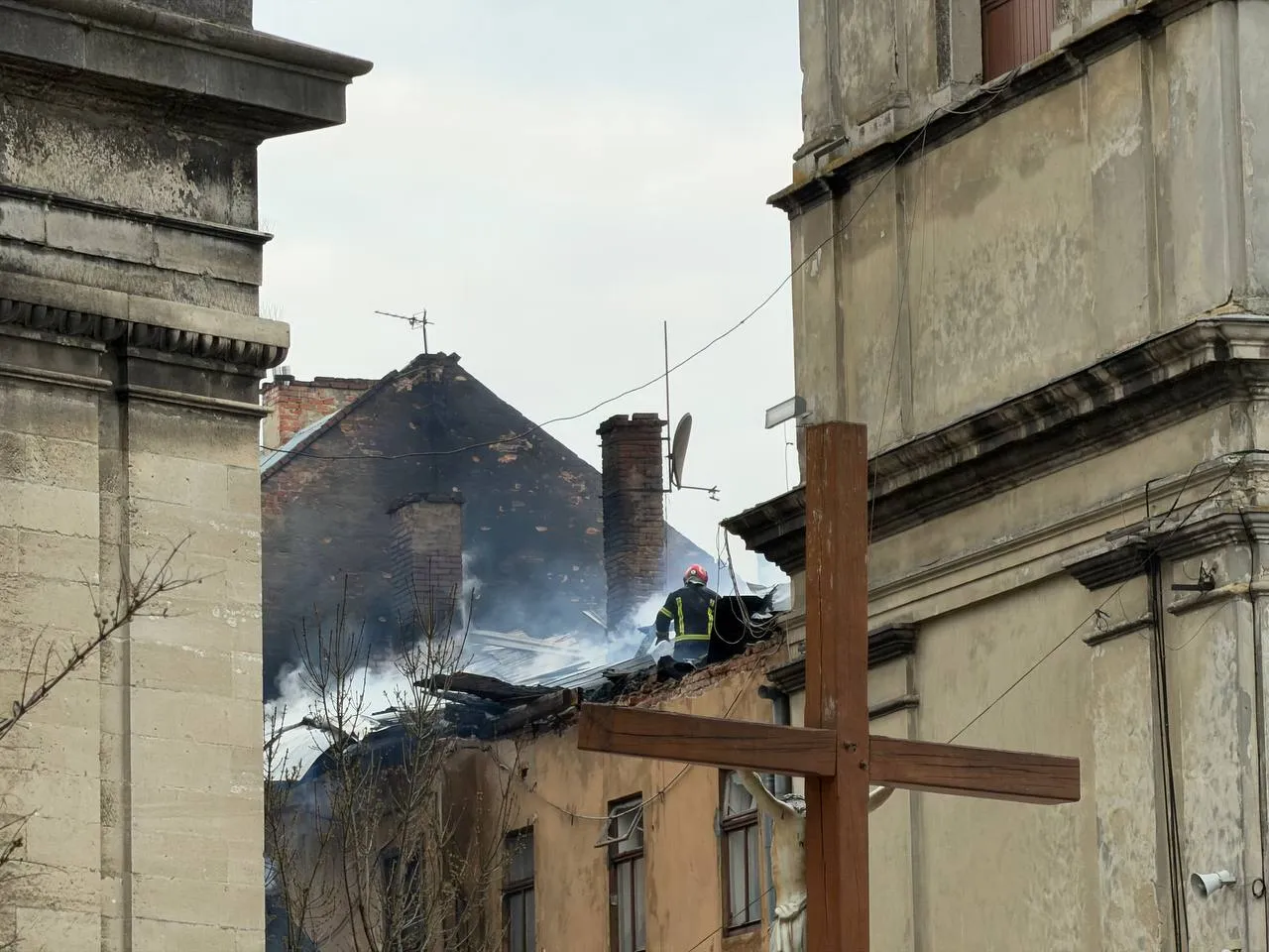 У Львові росіяни вдарили по пам'ятці архітектури початку XVII століття